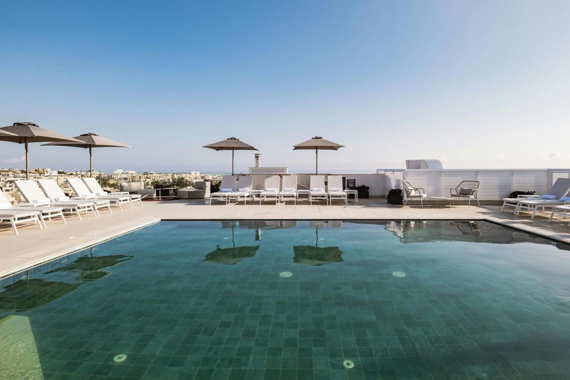 Ac By Marriott St Julian's Hotel 4*